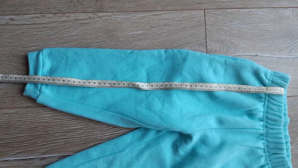 Nowe spodnie dresowe dziewczęce 98 / 104 Nickelodeon Psi Patrol