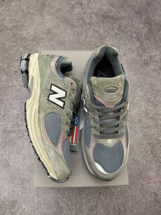 New Balance 2002r Gore-Tex Grey