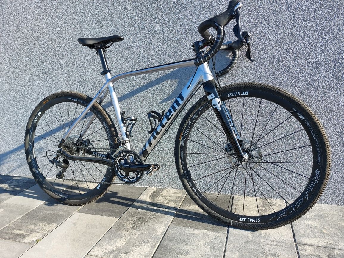 Gravel Accent Furious DTSwiss 105