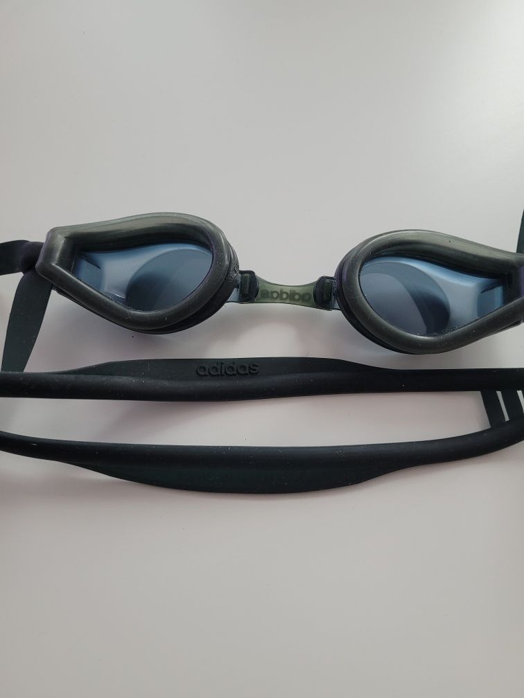Okulary pływackie ciemne czarne adidas