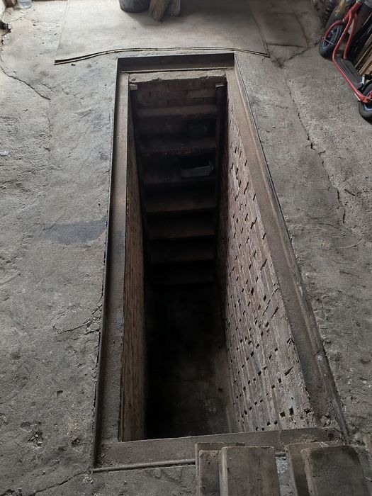 Продам гараж район ПМК-100