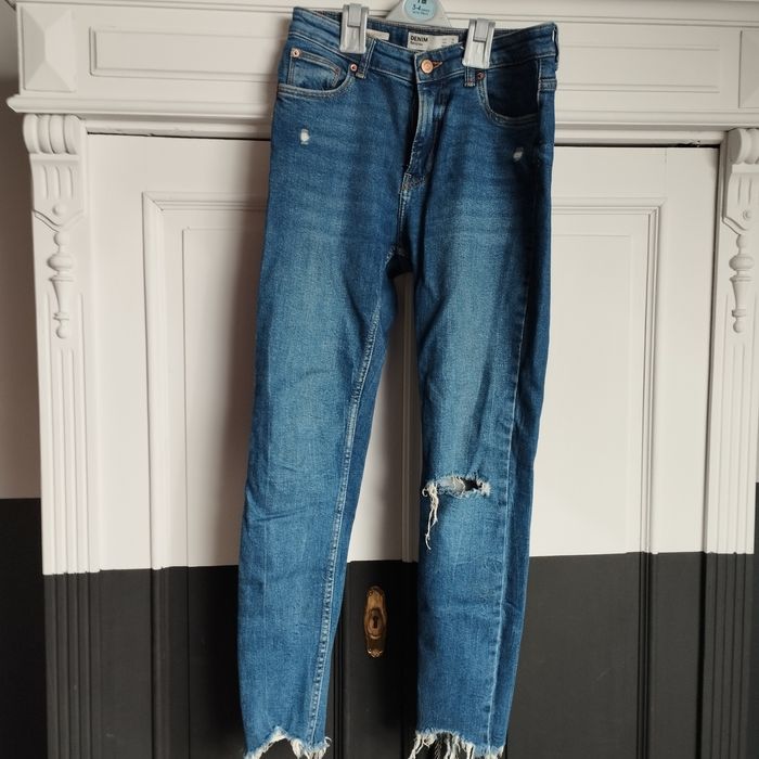 Spodnie jeansy Bershka