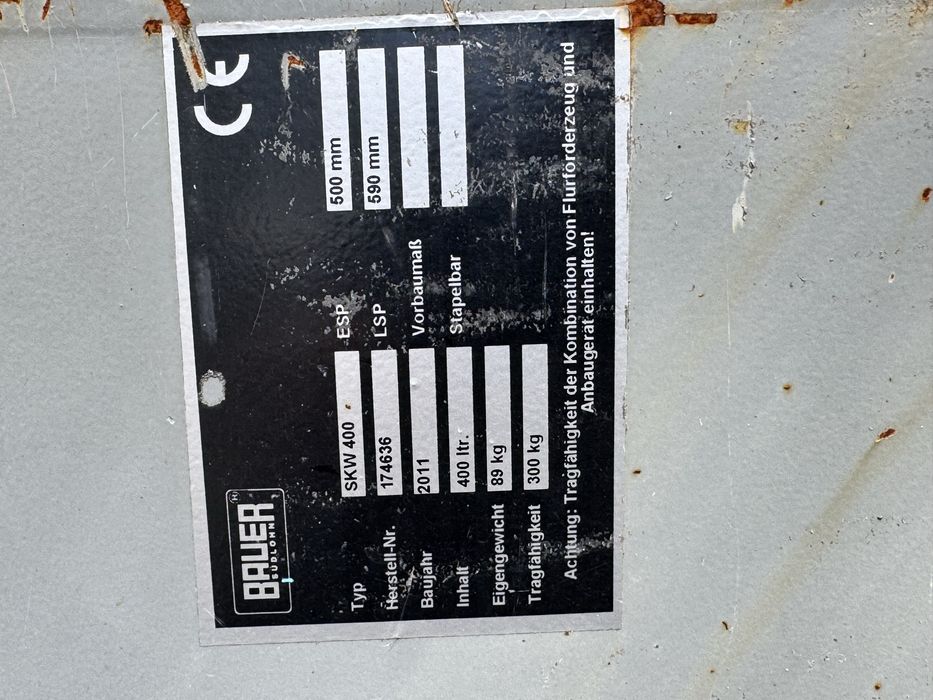 Mobline kontenery wywrotki z kieszeniami za wozek widlowy 400L