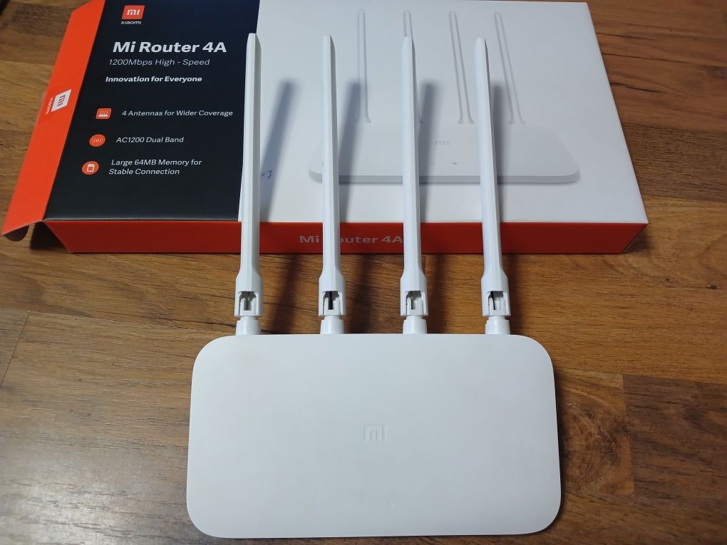 Продам роутер Mi Router 4A

1200Mbps