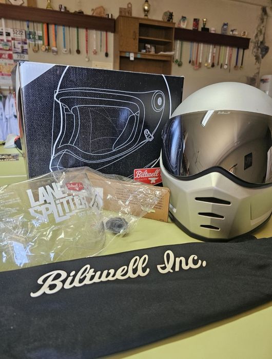 Capacete Biltwell Lane Splitter