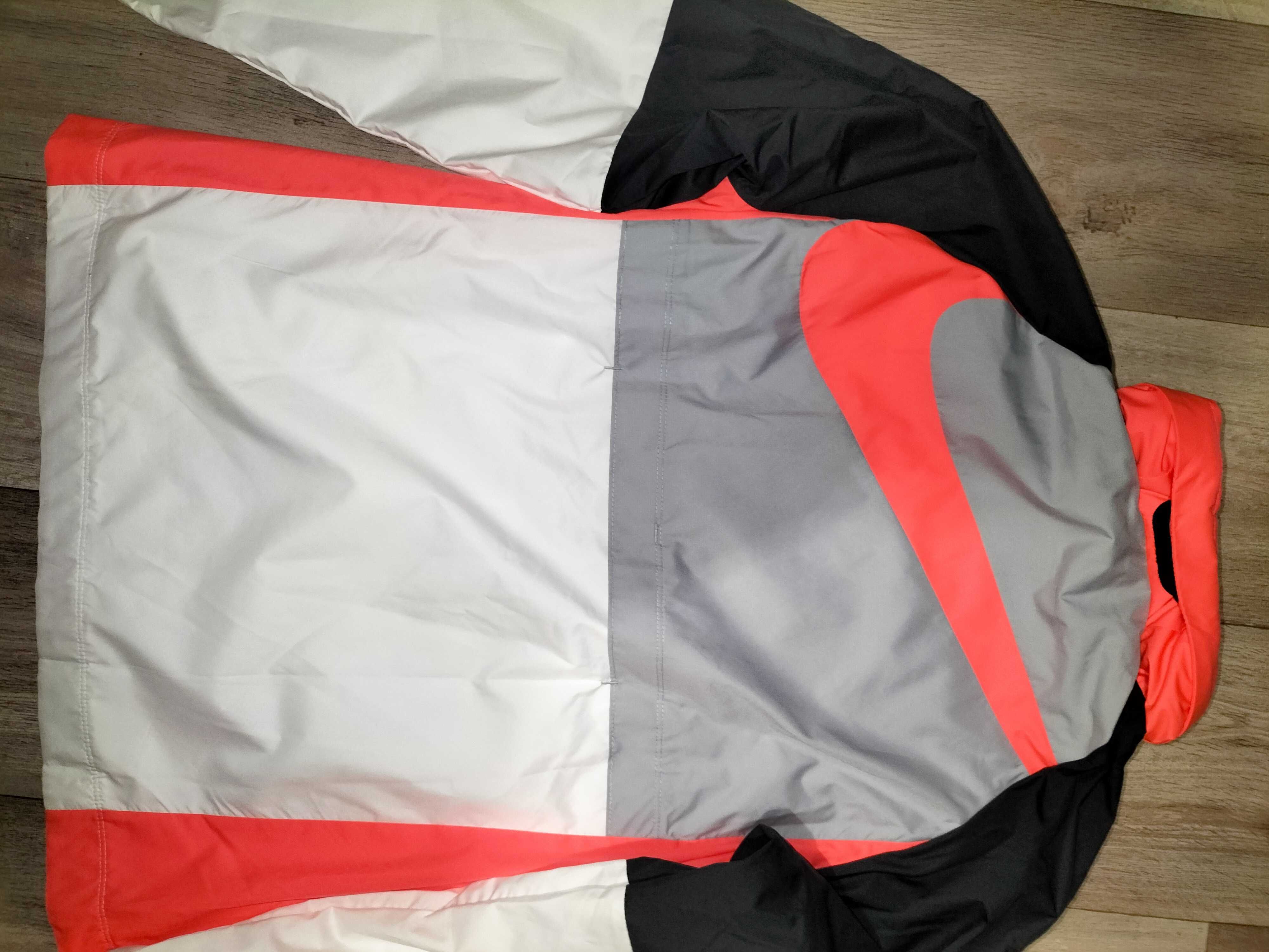 NIKE Liverpool FC Awf kurtka  dziecięca 147-158