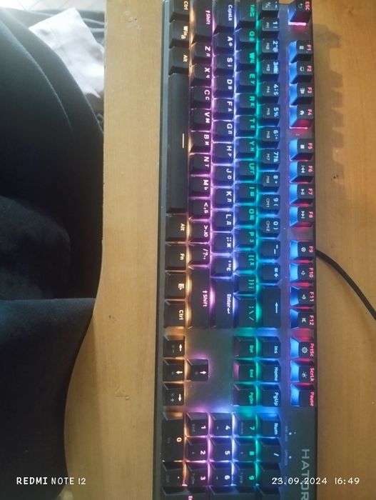 клавиатура механика Hator Strafall