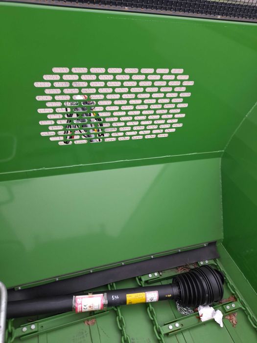 NV161/4 Pronar 12T rozrzutnik obornika Bogate Wyposażenie