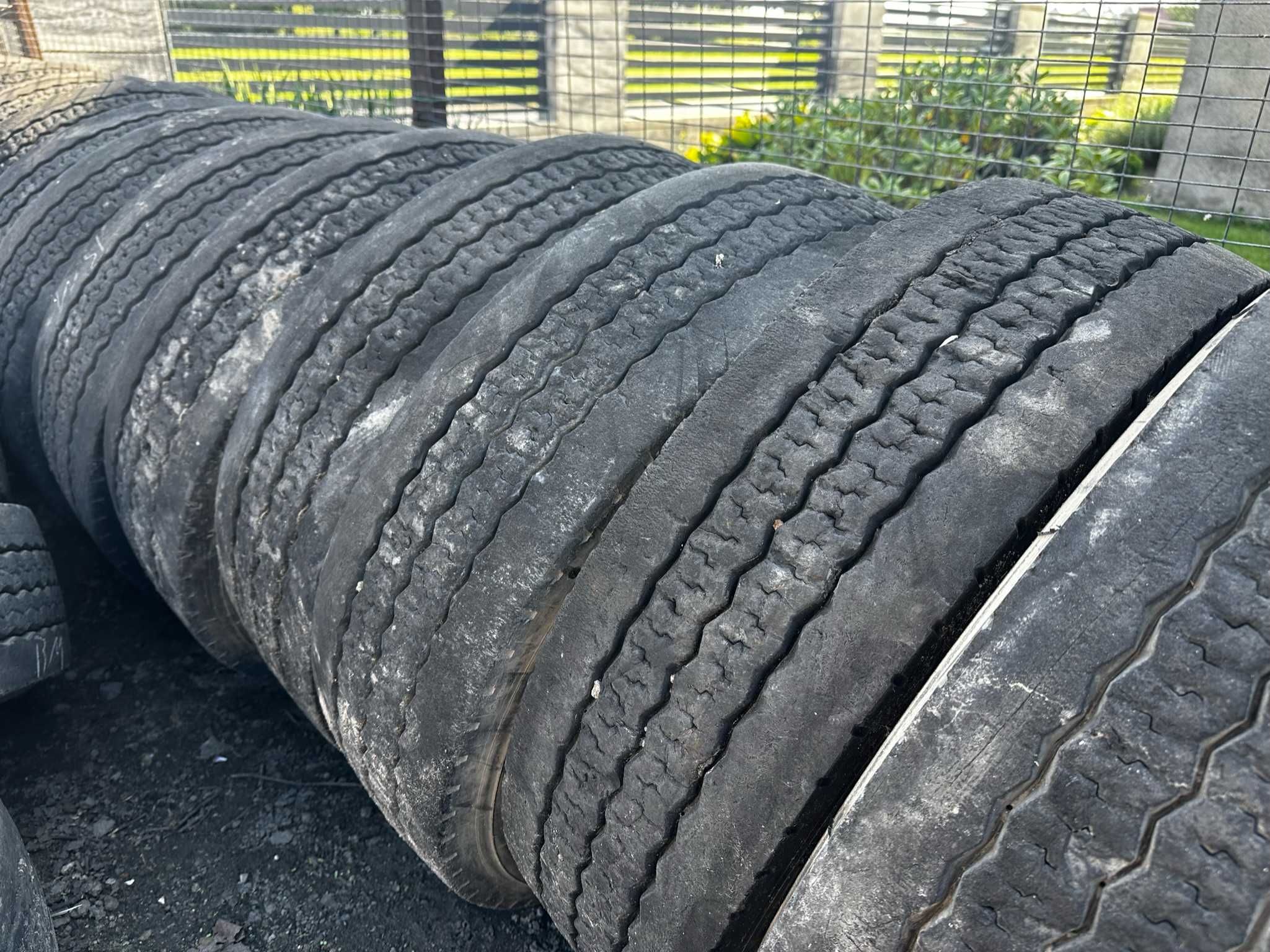 OPONA OPONY Ciężarowe Naczepa J 215/75R17.5 135/133J Michelin XTE2+
