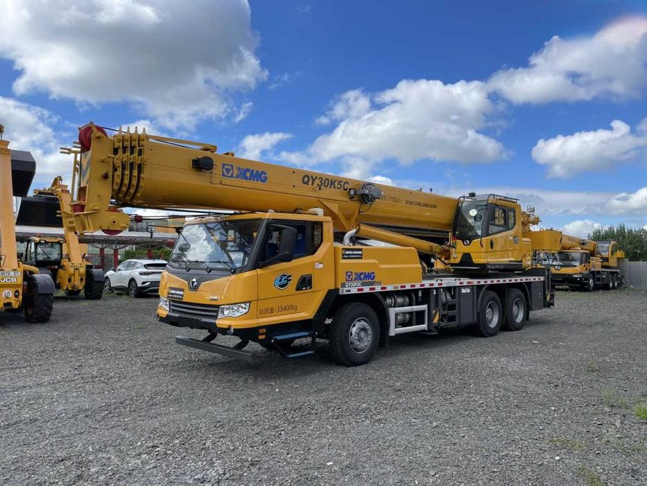 надаємо послуги оренда автокрана