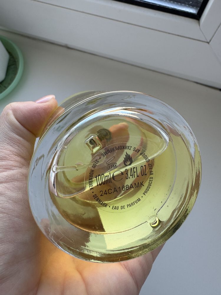 Zarkoperfume MoleCule No8 wooden chips