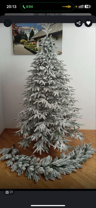 Продам новорічну ялинку засніжену з гілкою