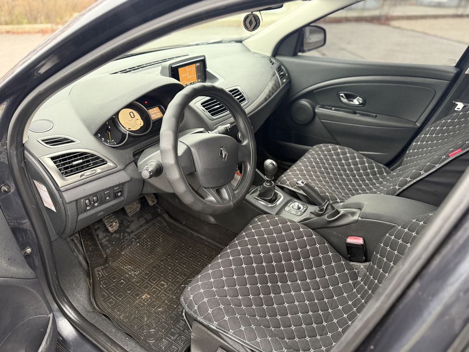 Renault Megane 1.6 бензин Обмен