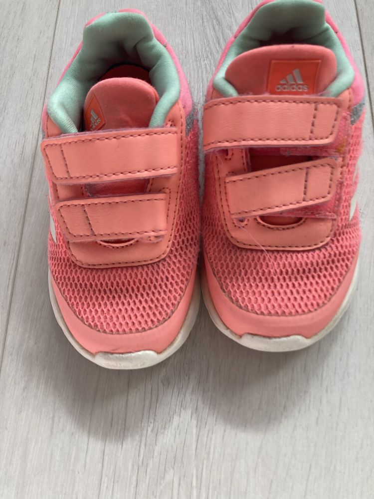 Buty marki adidas różowe dla dziewczynki rozmiar 23