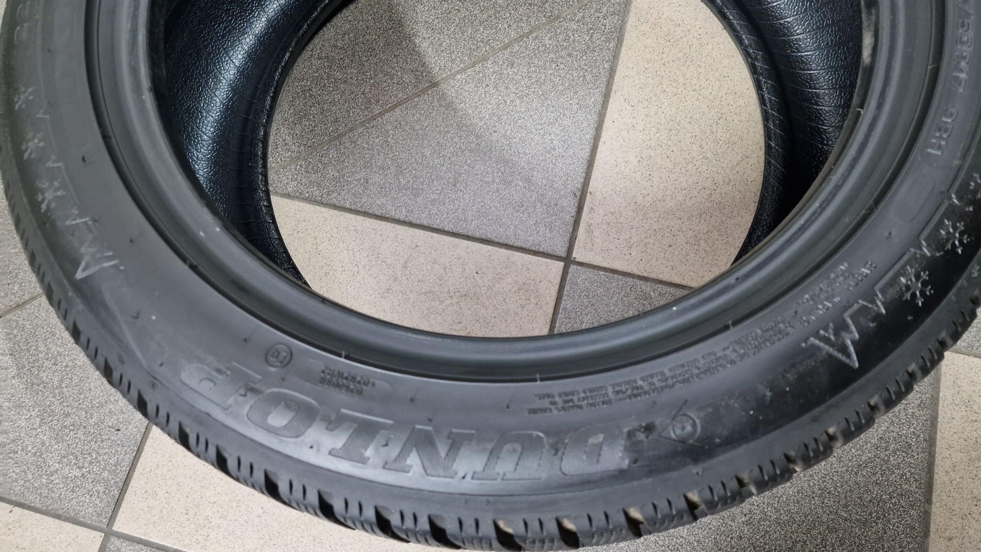 Opona Zimowa Dunlop Winter Sport 5 225/50R17 ,2319 1sztuka