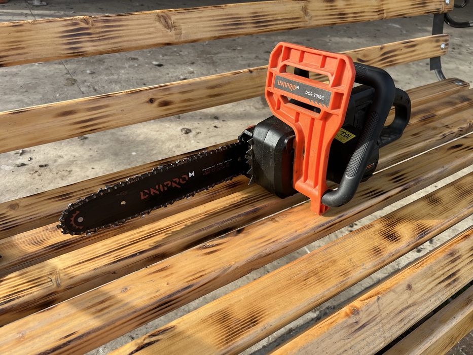 Акумуляторна пилка Dnipro-M DCS-201BC