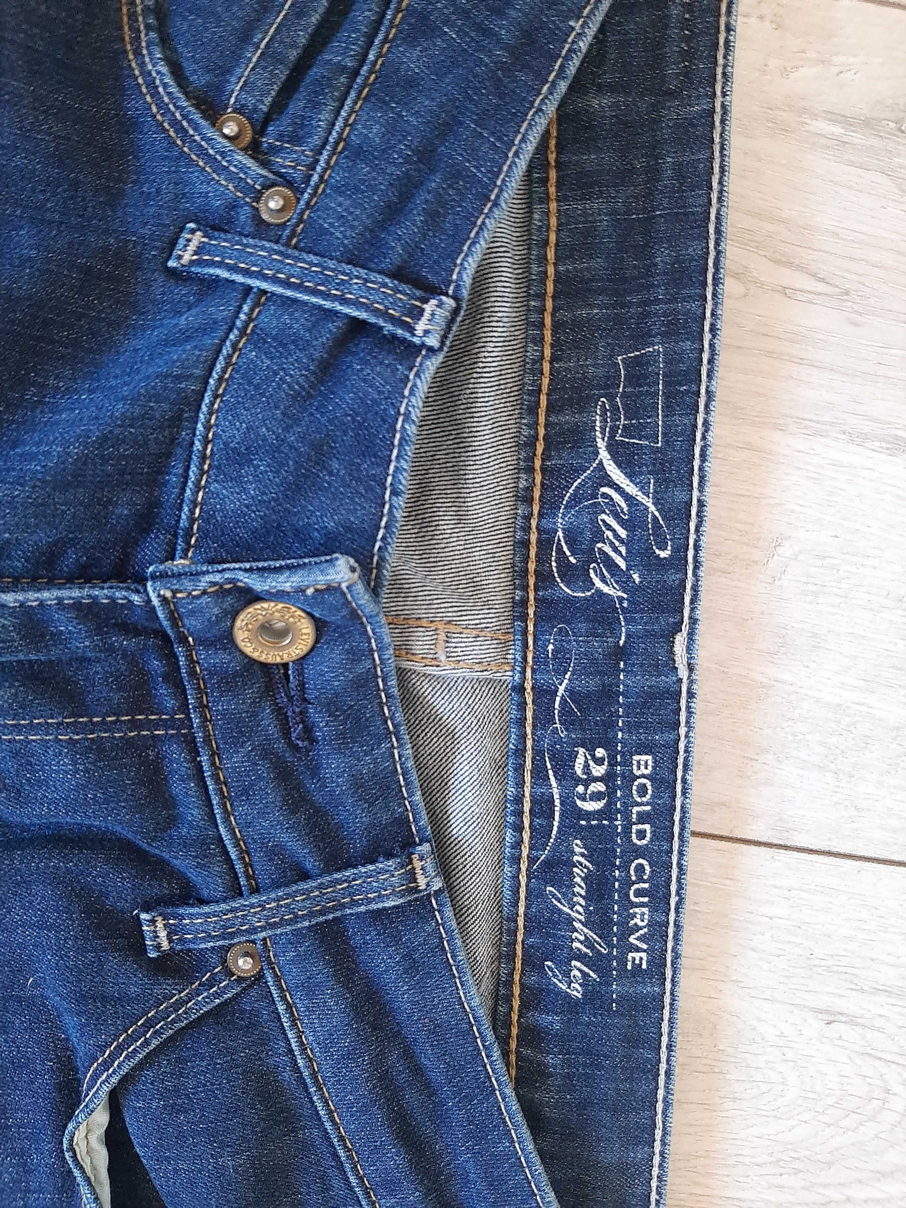 Spodnie jeans Levis nowe bez etykiety