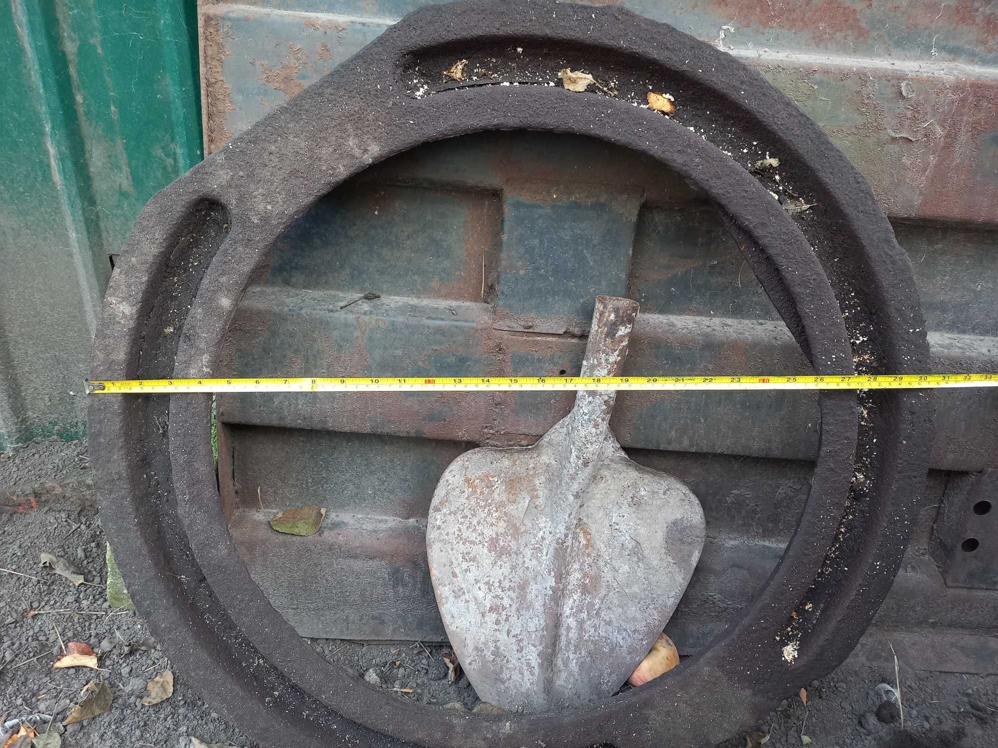Железное кольцо на сливную яму.Носівка.