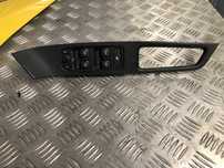 Panel przełącznik szyb lewy przód Volvo V60 I S60 II Eu