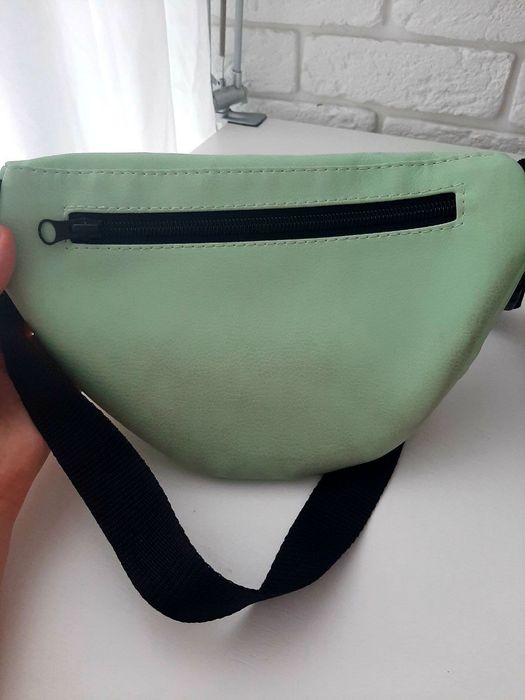 Бананка жіноча бірюзова