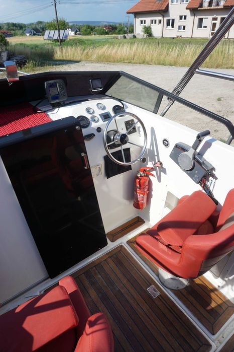 Łódź motorowa ACQUAVIVA BOATS. Silnik Yamaha 115