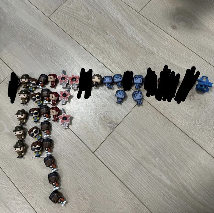 Kinder joy stranger things