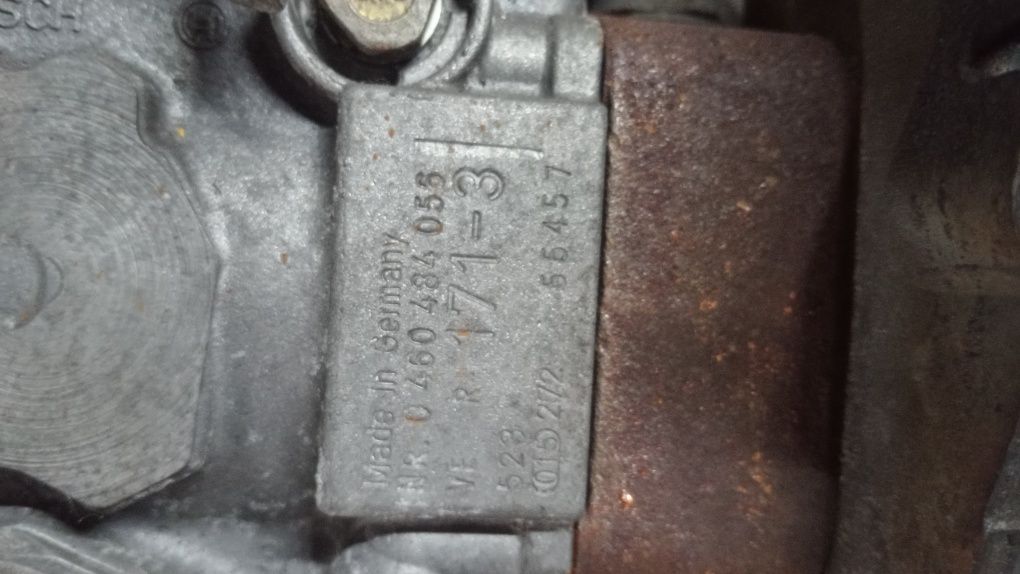 Bomba injetora Bosch Peugeot 205 xad