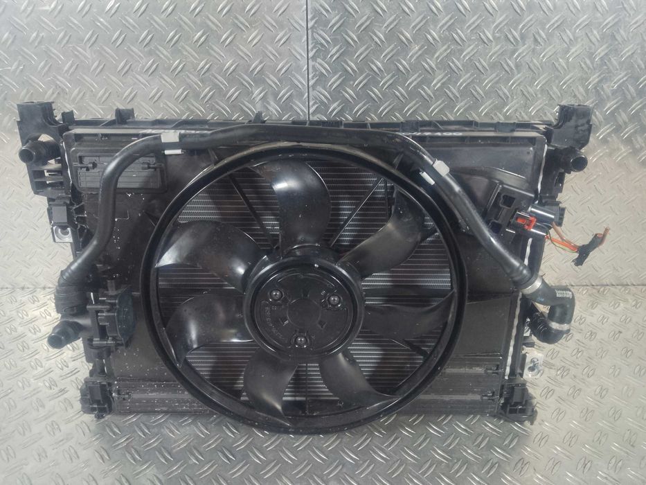 MERCEDES EQS W297 Передня панель, телевізор