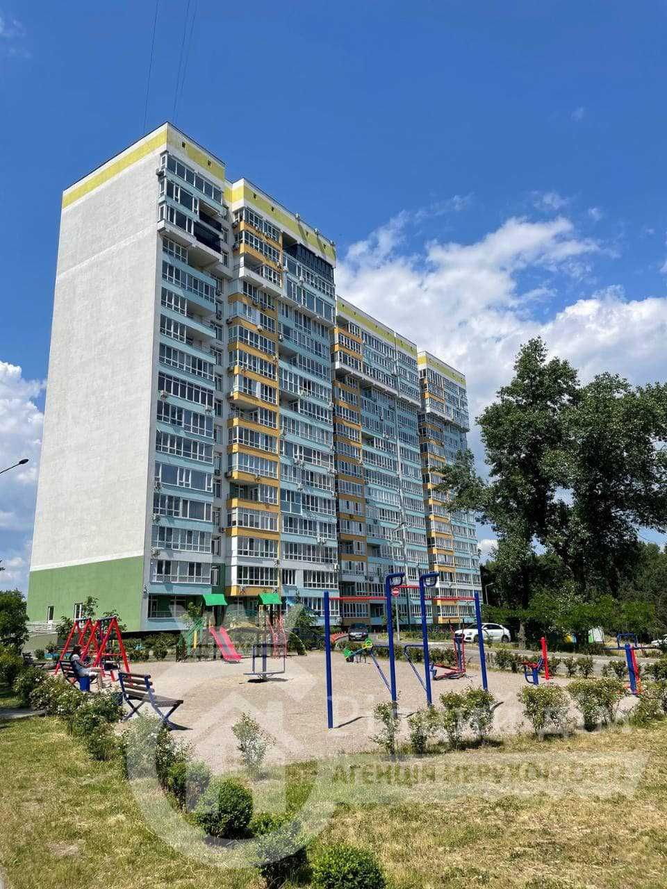 Продам 3 кімнатну квартиру ЖК River House м.Українка