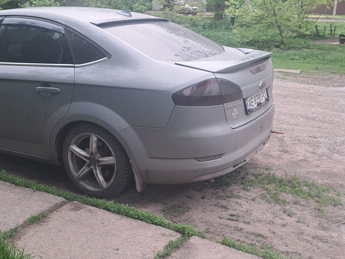 Продам своє авто Ford Mondeo 2008р.