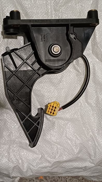 Педаль газа( акселератора) Мерседес Актрос.