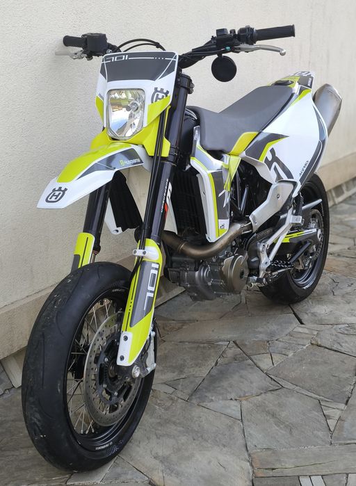 Husqvarna 701  (2023) SUPER MOTO (KTM690,GAS GAS700)
