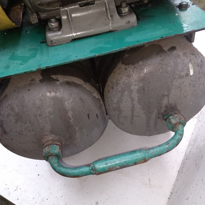 Kompresor sprężarka 400 V / 230 V