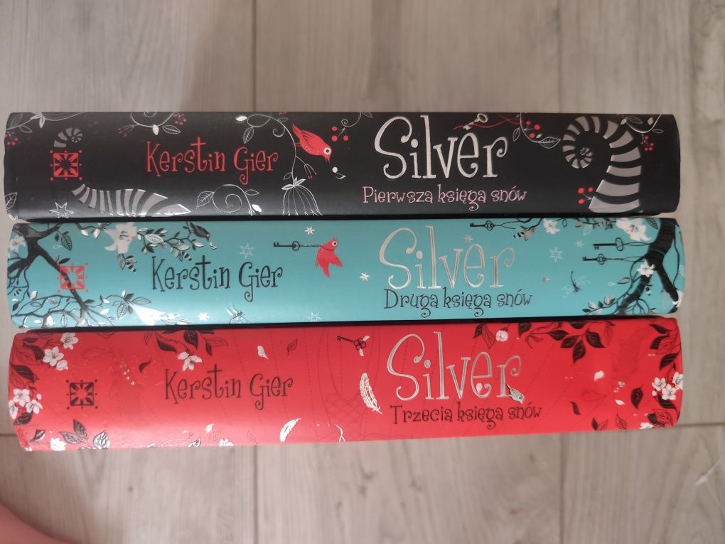 Kerstin Geir, trylogia silver, księga sów 1-3