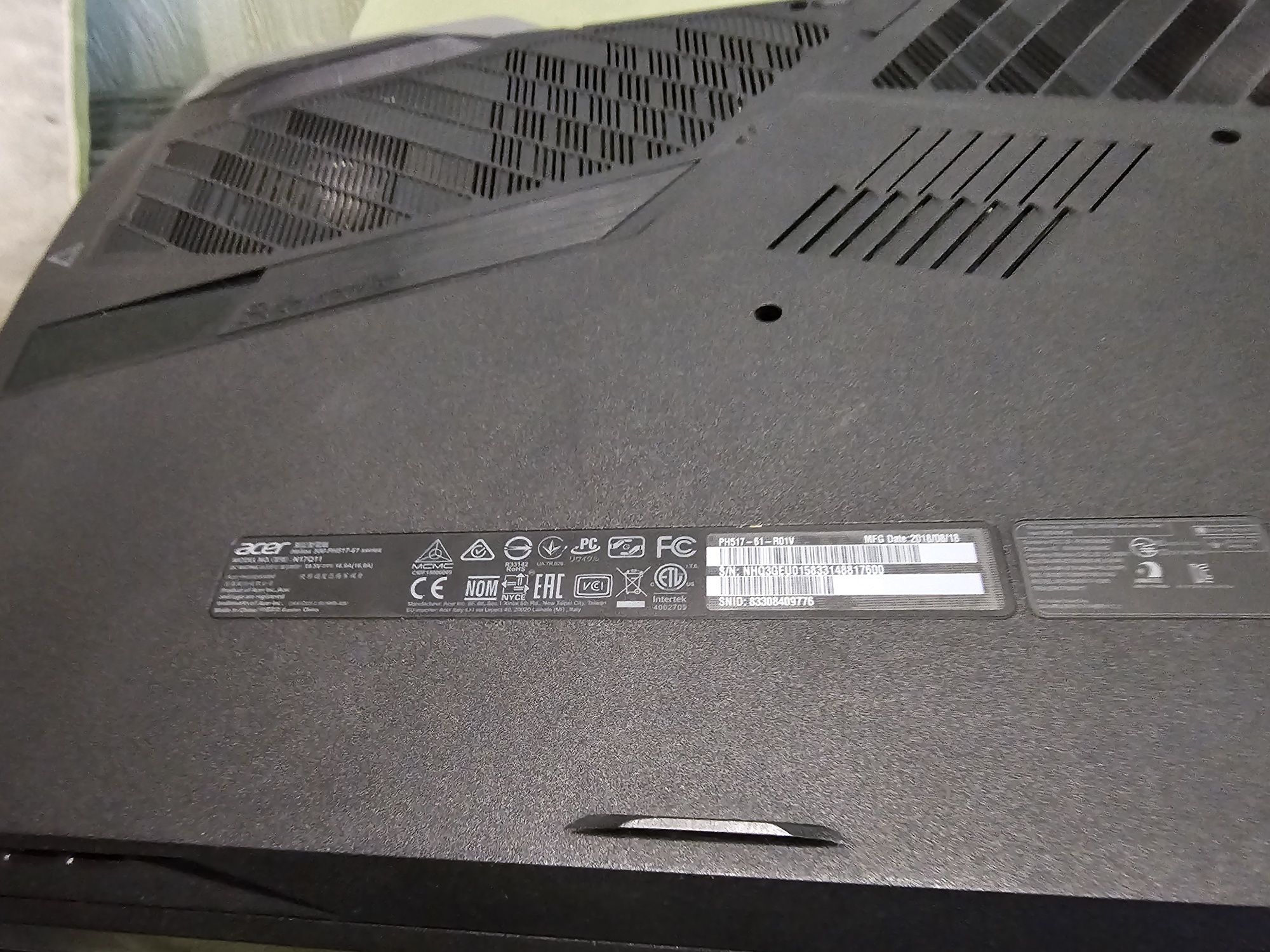 17,3 FHD 144 Hz Игровой ноутбук Acer predator helios 500 PH517-61-RO1V