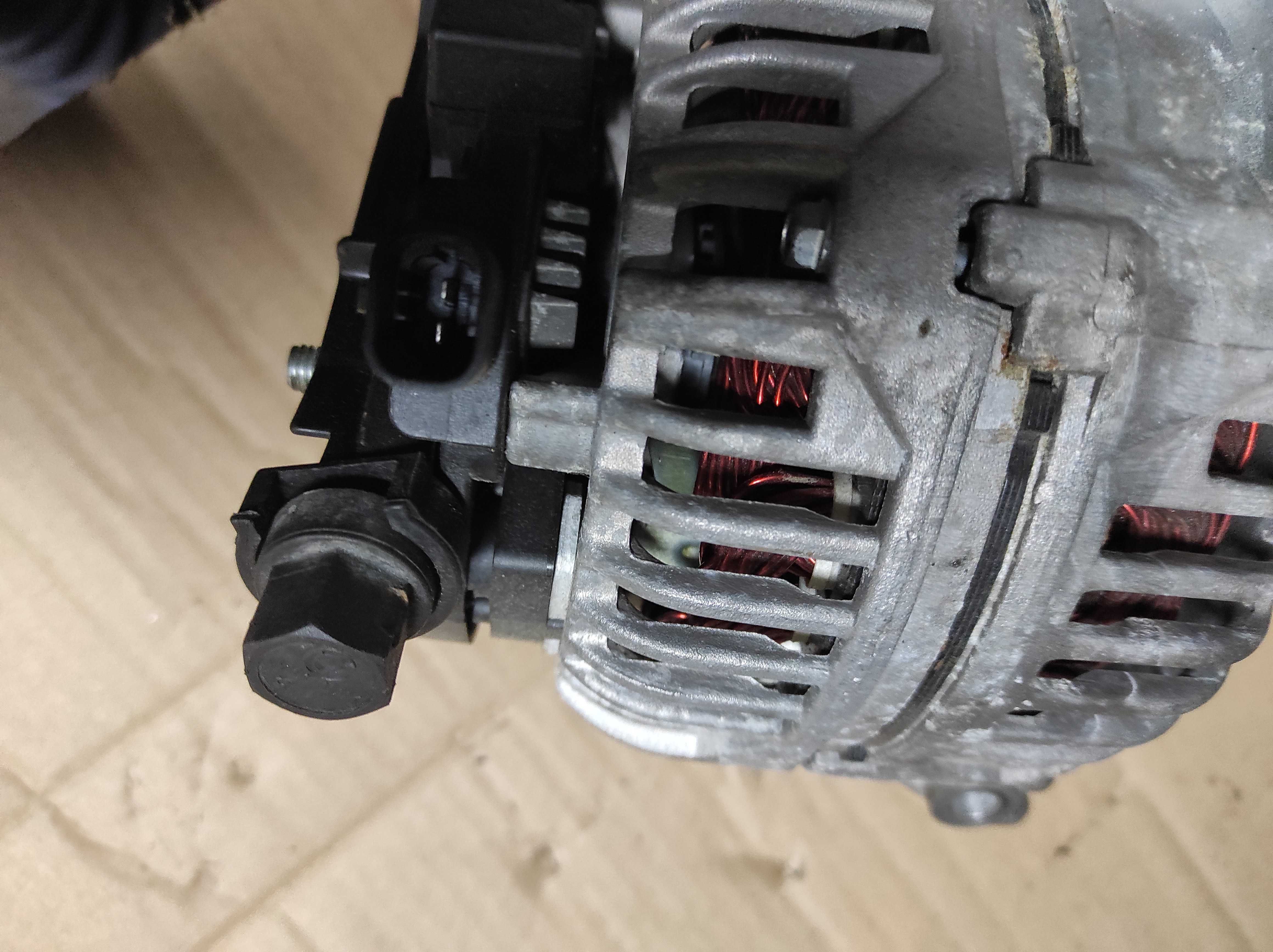 Alternator Opel Vectra C 2,0 2,2 16 V