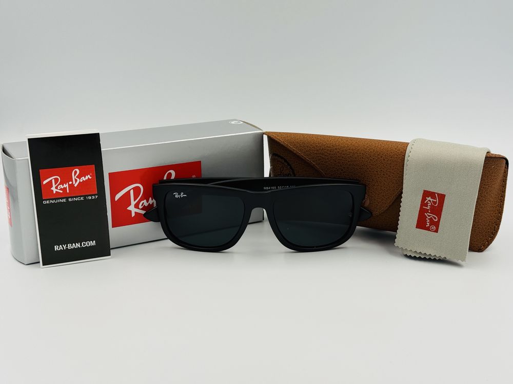 Солнцезащитные очки Ray Ban Justin 4165 Matte Black 54мм стекло