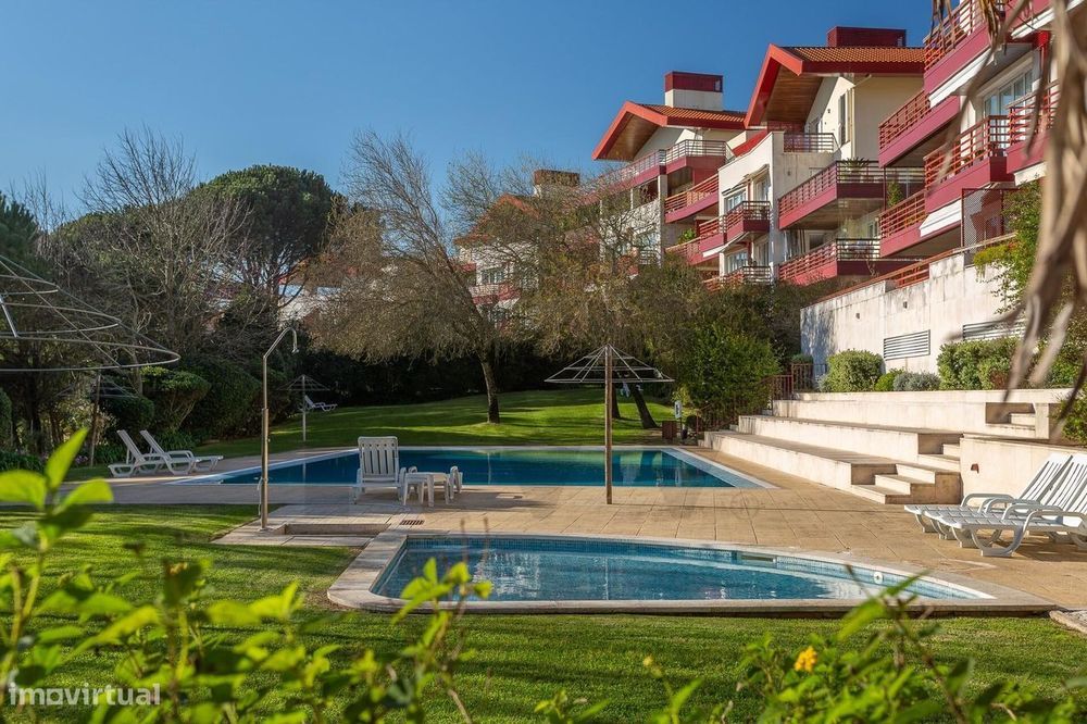 Apartamento T4 com 459 m2  Belas Clube de Campo – Exclusividade, confo