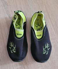 Buty do wody BDB r. 32 19cm