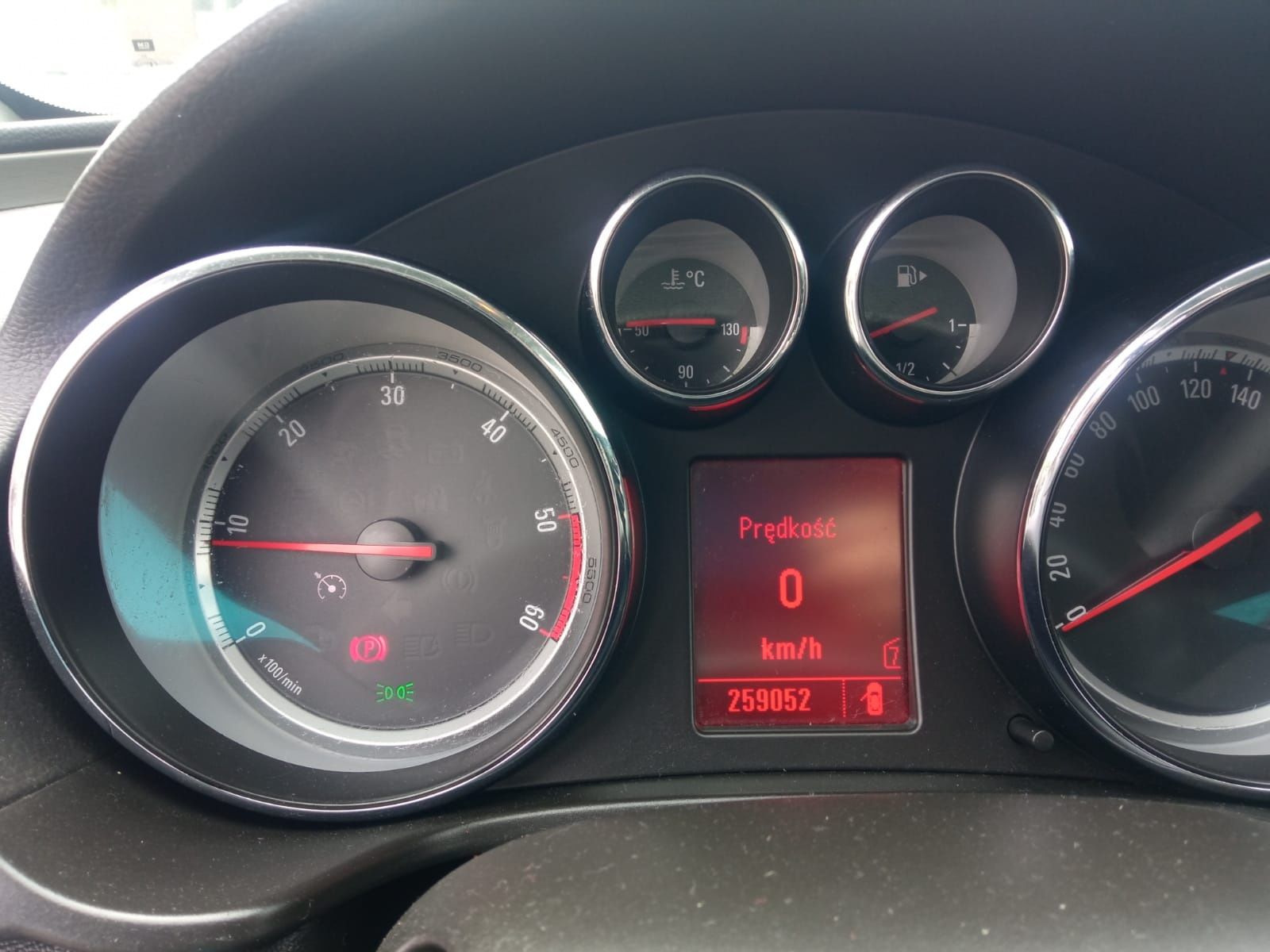 opel insignia 100 % sprawny bez rdzy