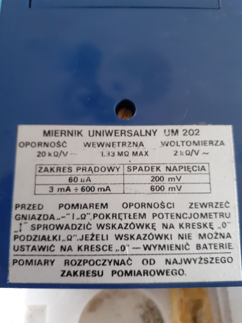 Miernik uniwersalny UM202 PRL