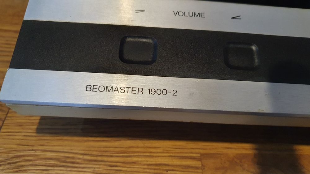 Amplituner beomaster 1900-2
