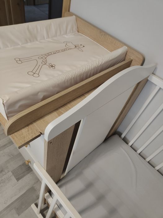 Łóżeczko + komoda DREWEX ŻYRAFA