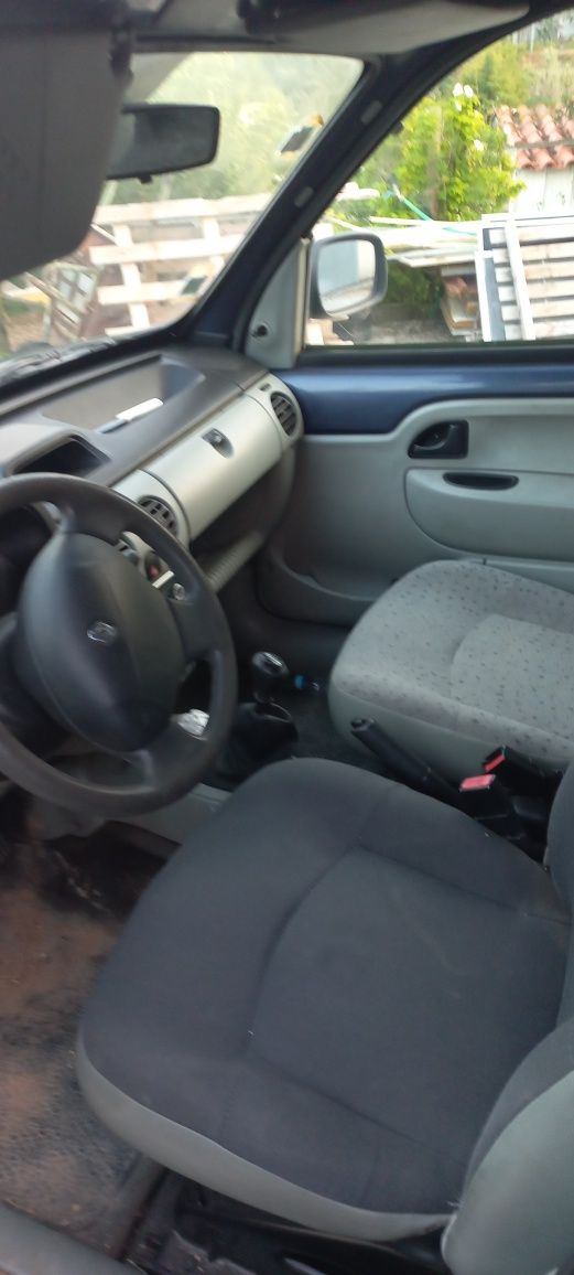 Renault kangoo   2 004