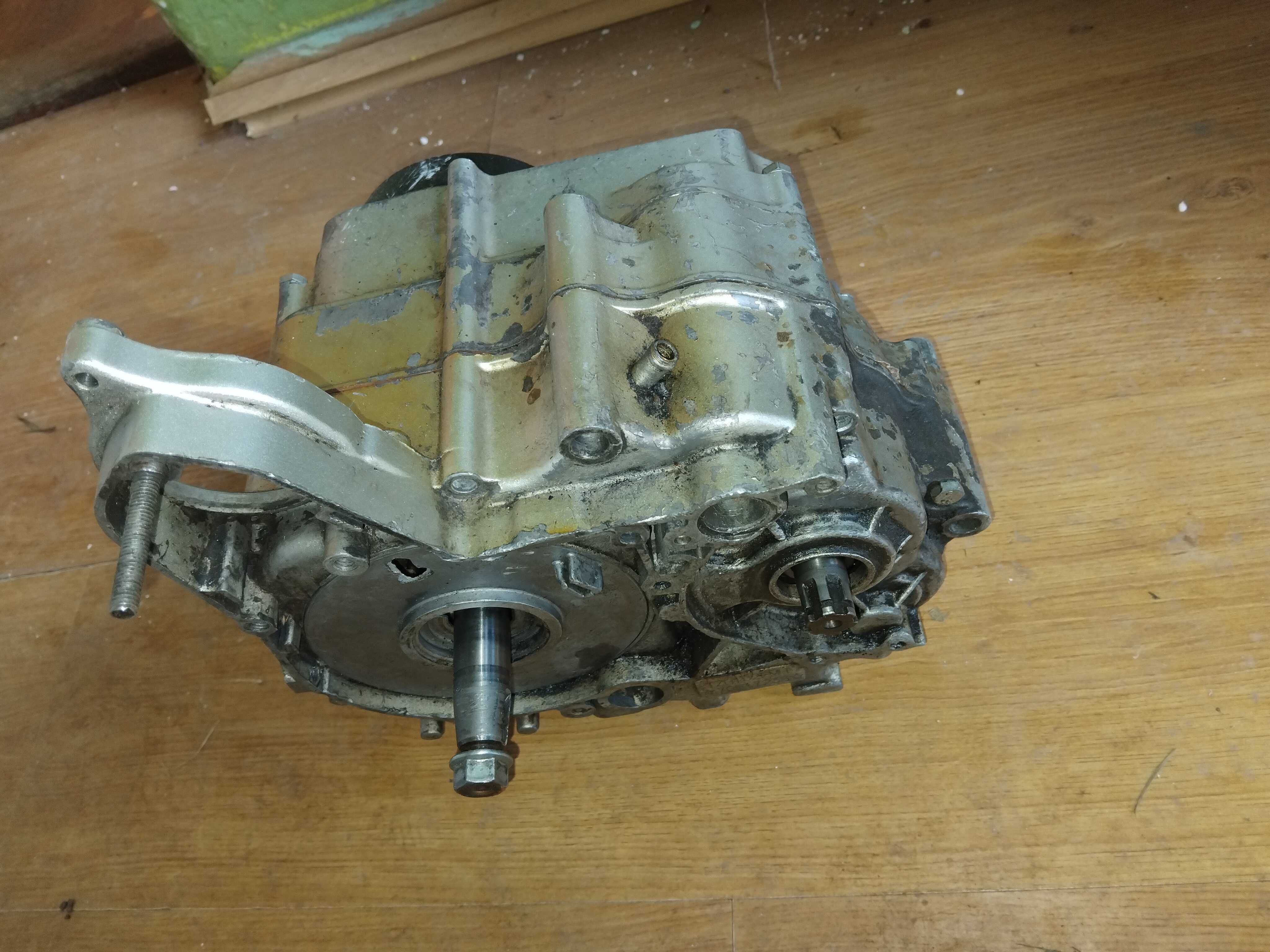 Silnik 125 ccm 4t plus skrzynia 1+1 w gratisie