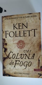 Livro - Uma Coluna de Fogo de Ken Follett