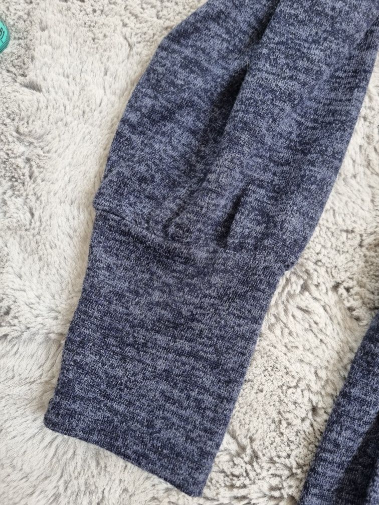 Granatowy sweter rozmiar XXL b.young