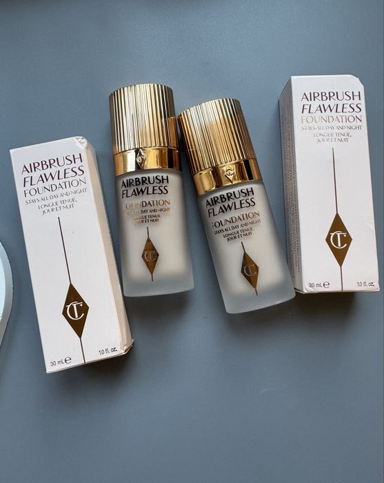 Тональний крем Charlotte Tilbury Airbrush Flawless Foundation