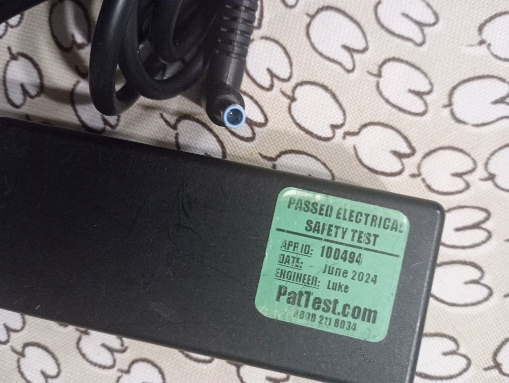 hp TPN-CA 14 блок живлення для ноутбука 19.5 v 2.31A 45W