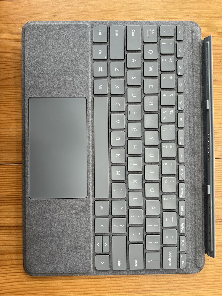 Microsoft surface Go 2, 128GB, 8 RAM, Win11